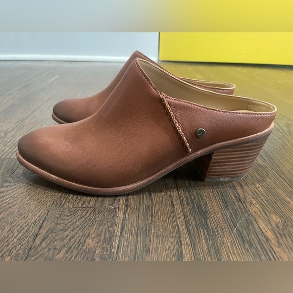 UGG brown ombre leather clogs with a 3 inch heel. - Picture 2 of 9